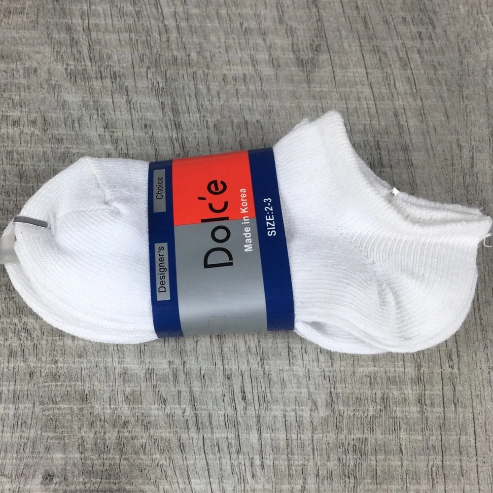 COPY - DOLC’E Kids Socks White Size 2-3 NWT